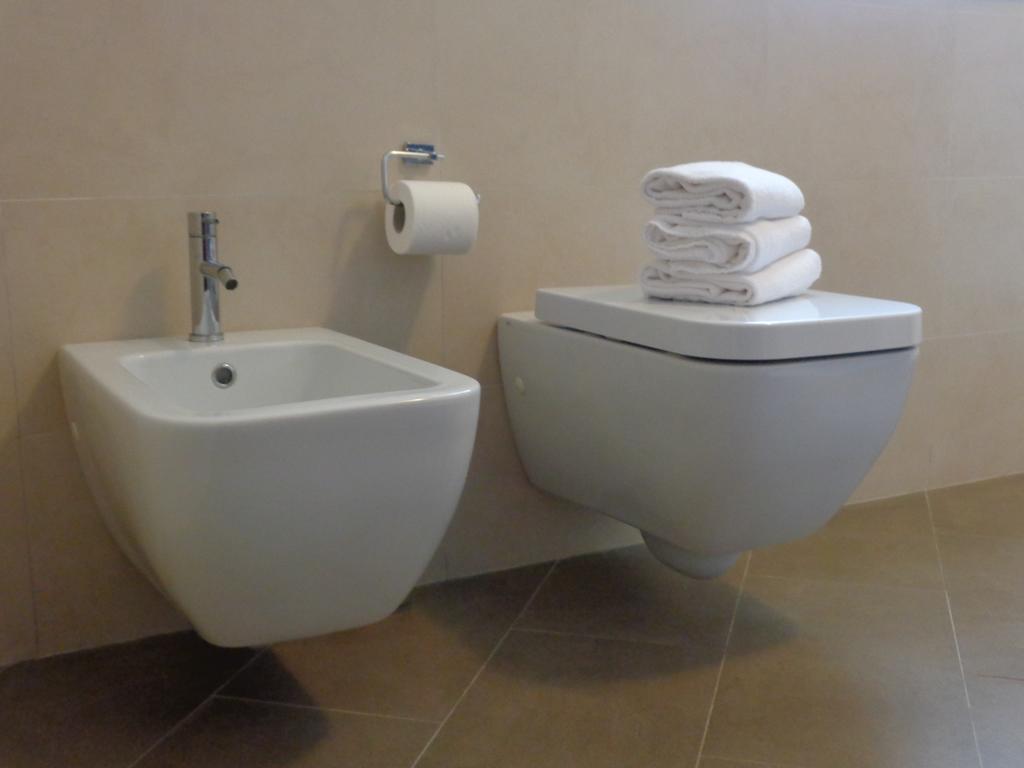 Vila La Casa In Rivalta Verduno Pokoj fotografie